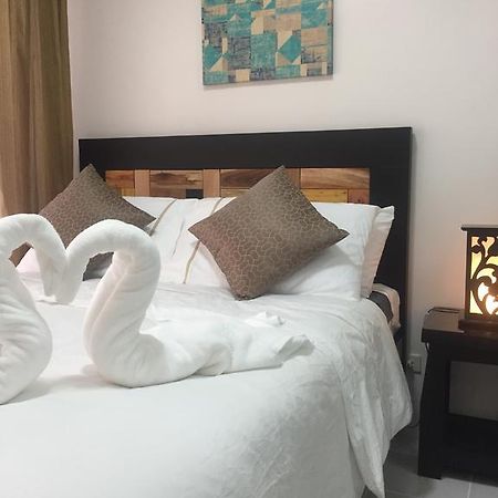 Aaa Condominium Tagaytay City Kültér fotó